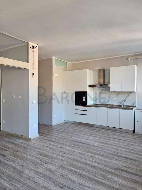 appartamento in vendita a Carrara