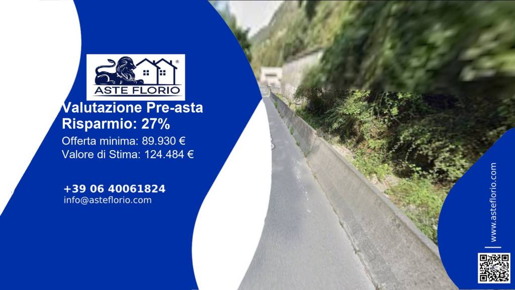 locale commerciale in vendita a Carrara