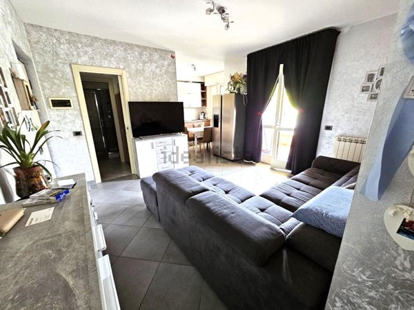 appartamento in vendita a Carrara in zona Stadio