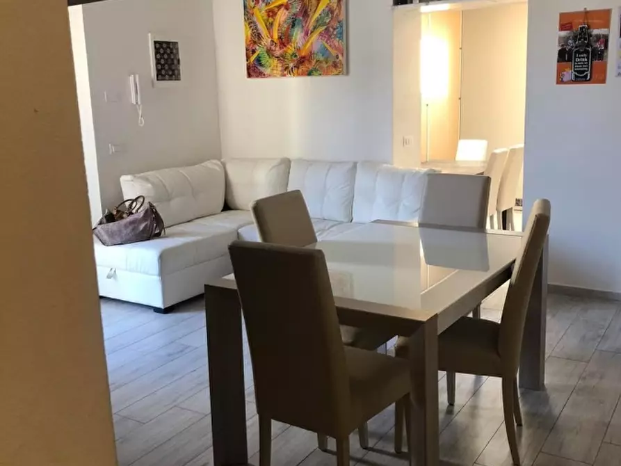 casa semindipendente in vendita a Carrara in zona Marina di Carrara