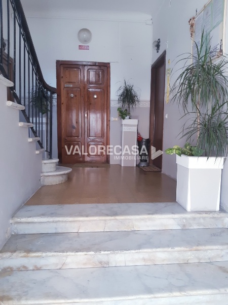 appartamento in vendita a Carrara in zona Bedizzano