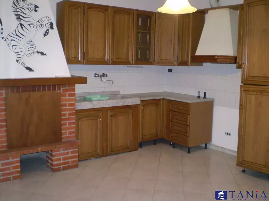 appartamento in vendita a Carrara in zona Gragnana