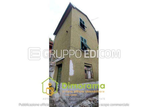 appartamento in vendita a Carrara in zona Fontia