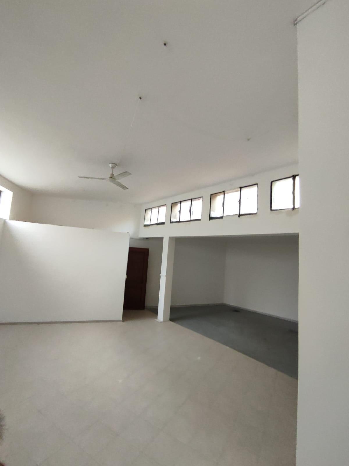 appartamento in vendita a Carrara in zona Centro Città