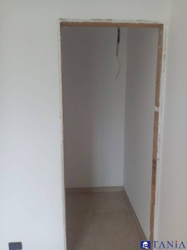 casa indipendente in vendita a Carrara in zona Avenza