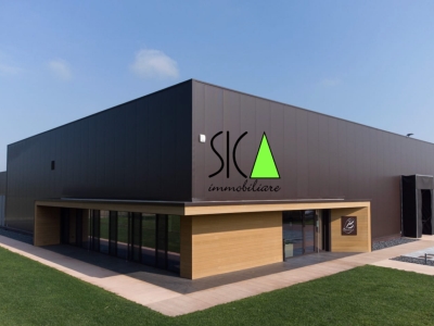 capannone in vendita a Carrara