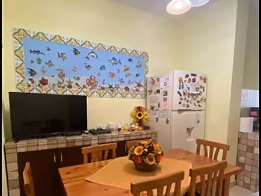 appartamento in vendita a Carrara in zona Marina di Carrara