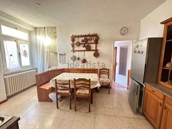 appartamento in vendita a Carrara in zona Centro Città