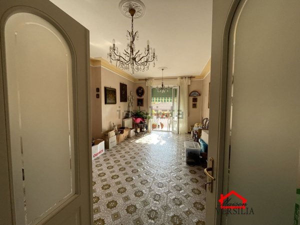 appartamento in vendita a Carrara in zona Marina di Carrara