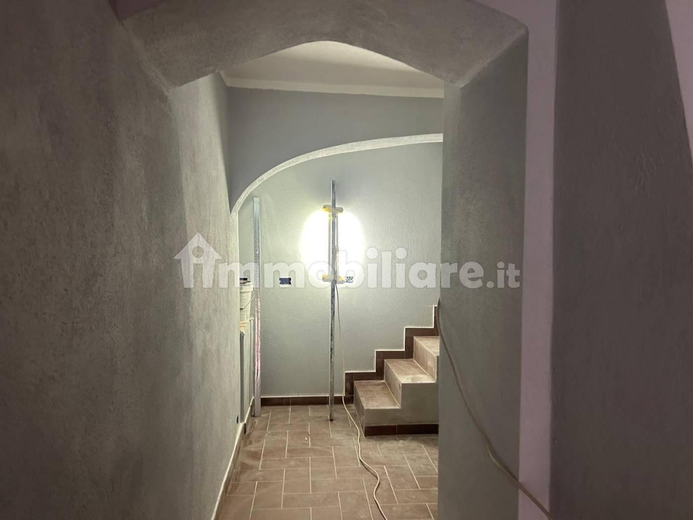 appartamento in vendita a Carrara in zona Gragnana