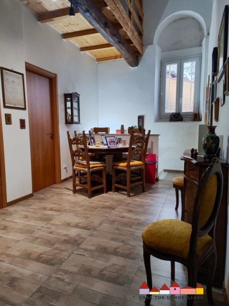 appartamento in vendita a Carrara in zona Centro Città