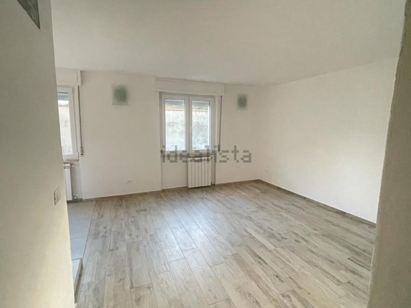 appartamento in vendita a Carrara in zona Marina di Carrara