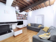 casa indipendente in vendita a Carrara in zona Centro Città