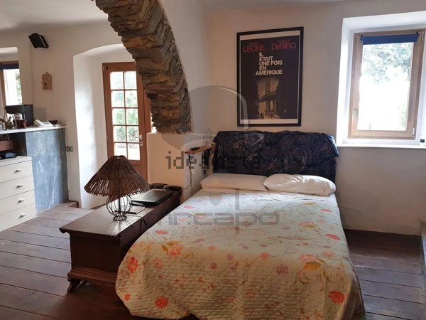 appartamento in vendita a Carrara in zona Fossola