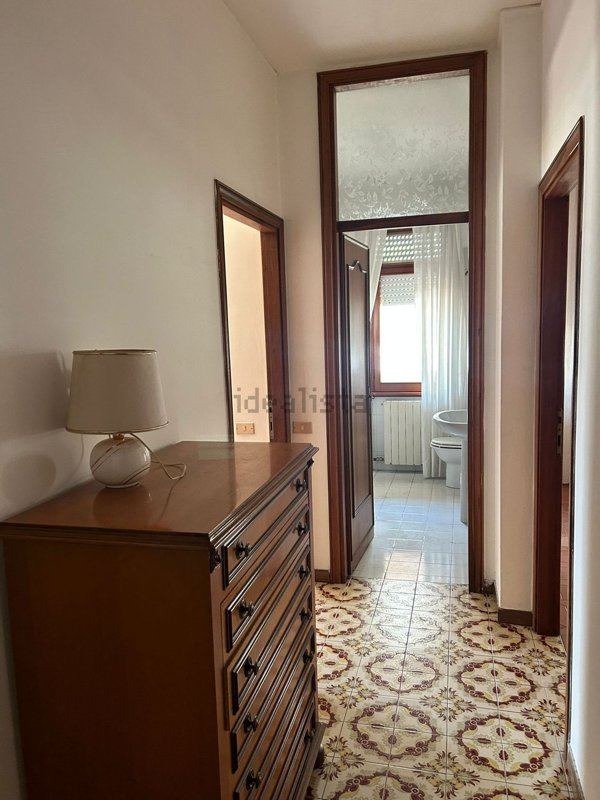 appartamento in vendita a Carrara in zona Avenza