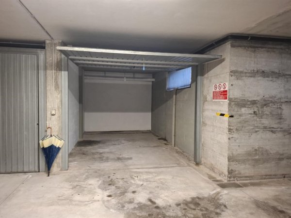 appartamento in vendita a Carrara in zona Avenza