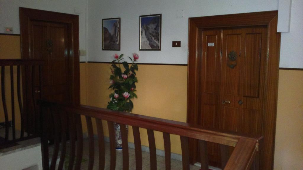 appartamento in vendita a Carrara in zona Centro Città