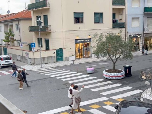 appartamento in vendita a Carrara in zona Marina di Carrara