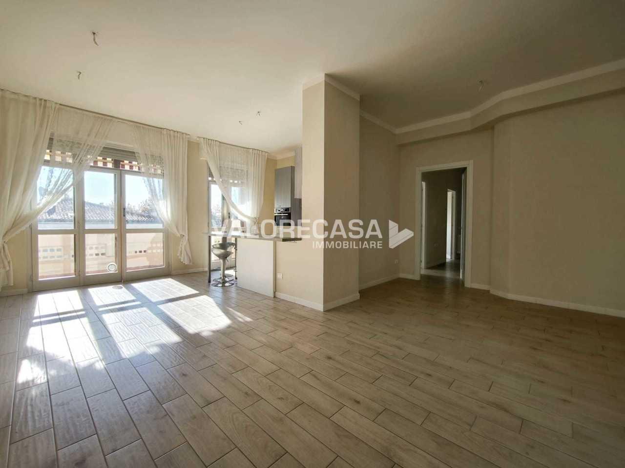 appartamento in vendita a Carrara in zona Avenza