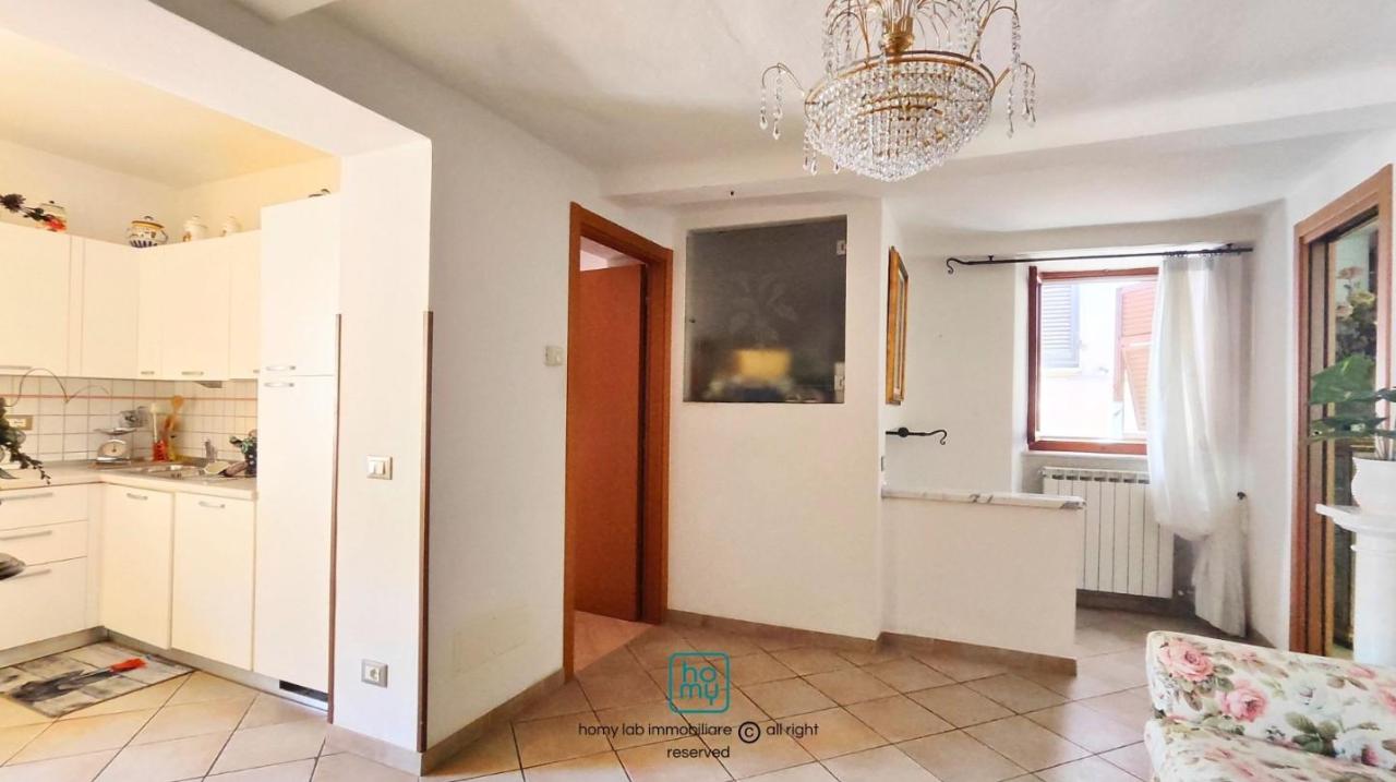 appartamento in vendita a Carrara in zona Centro Città