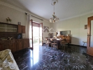 appartamento in vendita a Carrara in zona Stadio