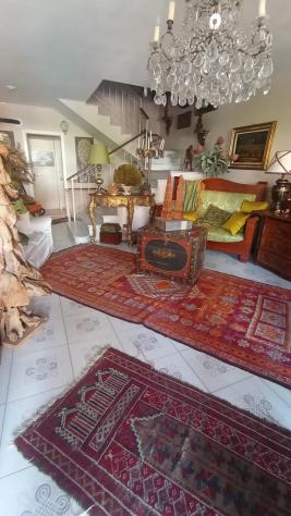 casa indipendente in vendita a Carrara in zona Avenza