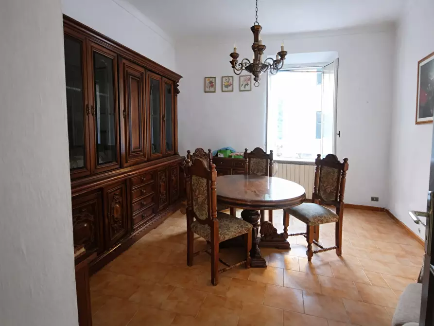 appartamento in vendita a Carrara in zona Torano