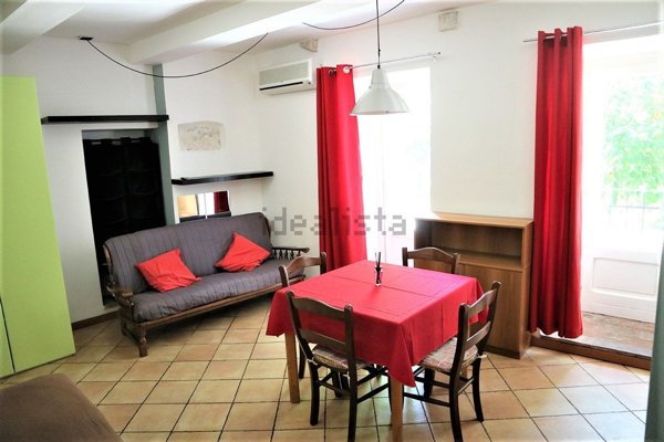 appartamento in vendita a Carrara in zona Centro Città