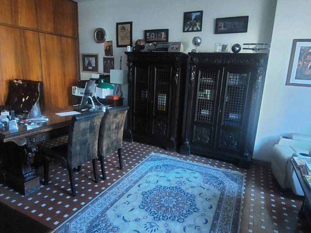 appartamento in vendita a Carrara in zona Centro Città