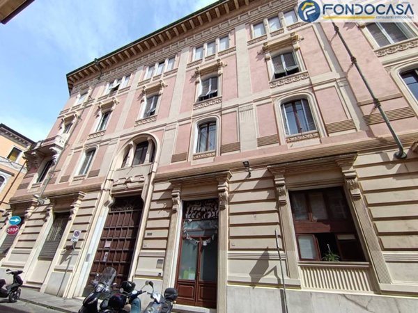 appartamento in vendita a Carrara in zona Centro Città