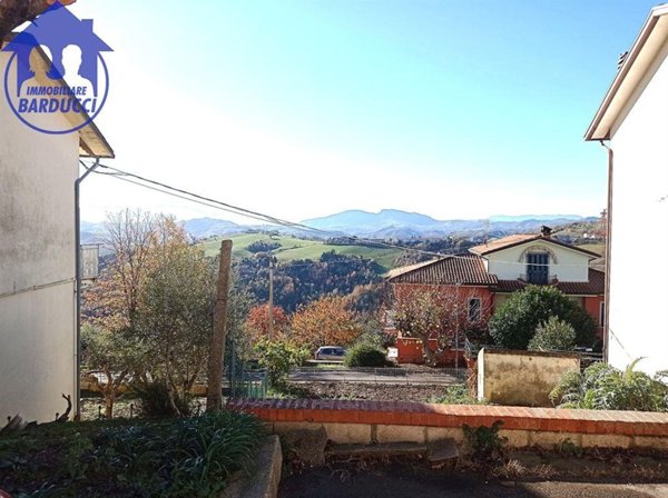 casa indipendente in vendita a Carrara in zona Marina di Carrara