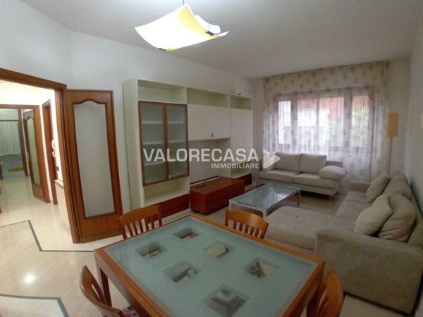 appartamento in vendita a Carrara in zona Sant'Antonio