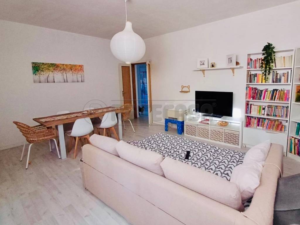 casa indipendente in vendita a Carrara in zona Sant'Antonio