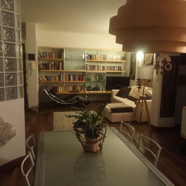 appartamento in vendita a Carrara in zona Centro Città