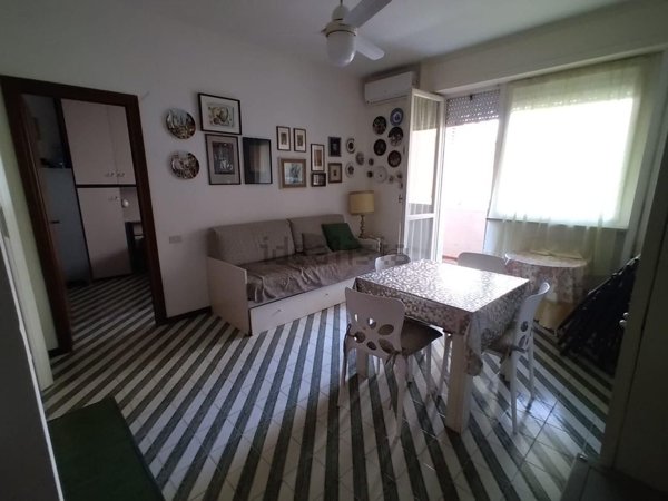 appartamento in vendita a Carrara in zona Centro Città