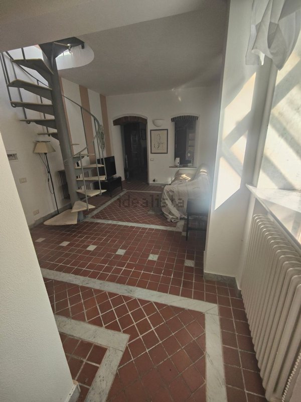 appartamento in vendita a Carrara in zona Marina di Carrara