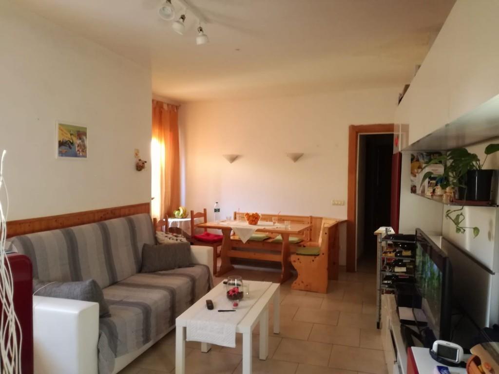 appartamento in vendita a Carrara in zona Fabbrica