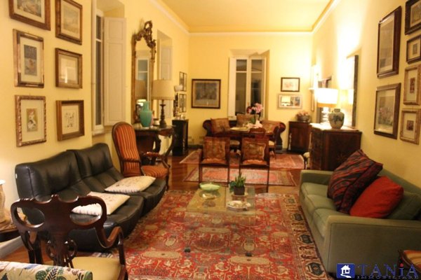 casa indipendente in vendita a Carrara in zona Marina di Carrara