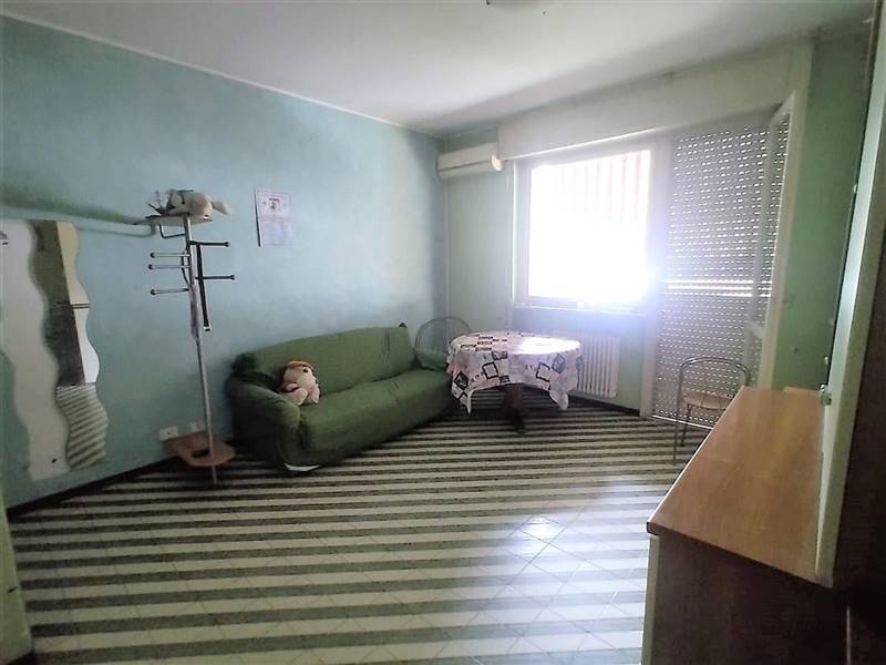 appartamento in vendita a Carrara in zona Marina di Carrara