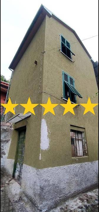 appartamento in vendita a Carrara in zona Fabbrica