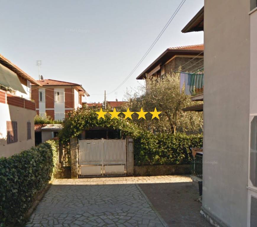 casa indipendente in vendita a Carrara in zona Marina di Carrara