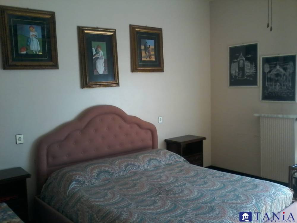 appartamento in vendita a Carrara in zona Marina di Carrara