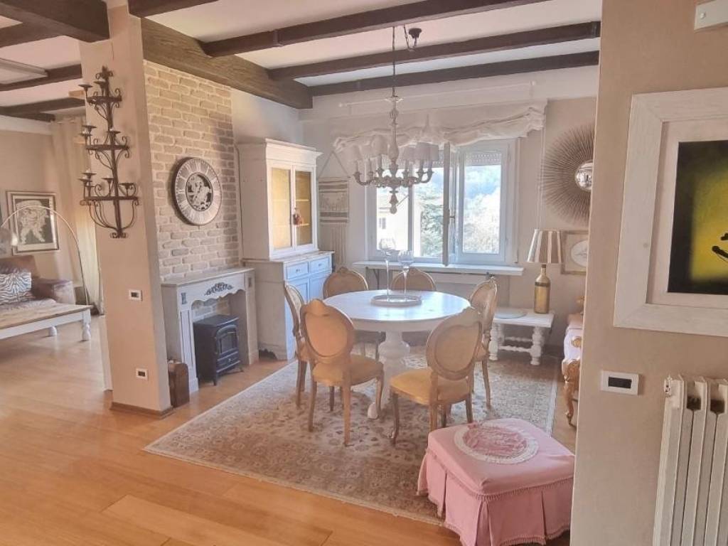 appartamento in vendita a Carrara