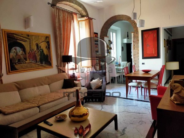 appartamento in vendita a Carrara