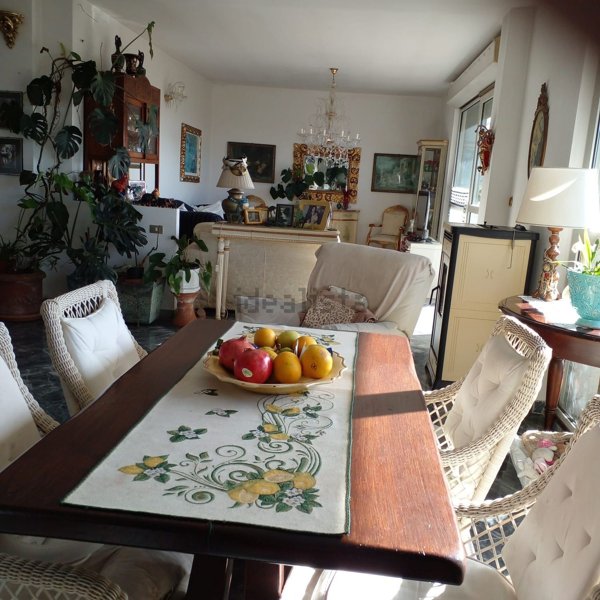 appartamento in vendita a Carrara