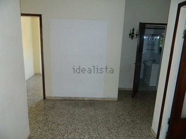 appartamento in vendita a Carrara in zona Avenza