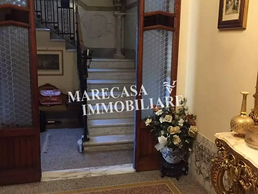 casa indipendente in vendita a Carrara in zona Centro Città