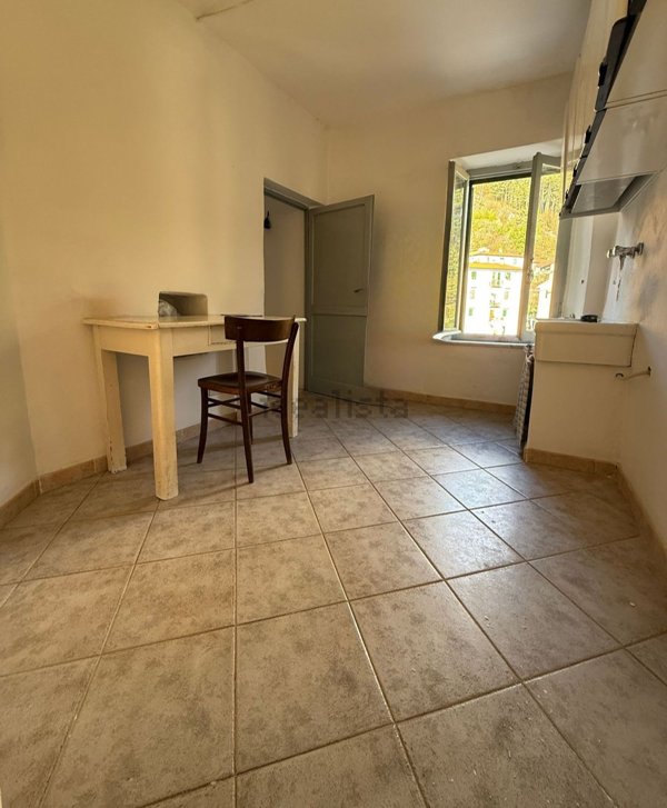 quadrivano in vendita a Carrara