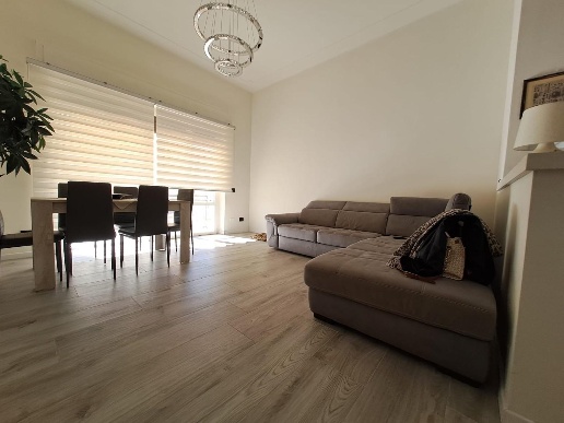 appartamento in vendita a Carrara in zona Marina di Carrara