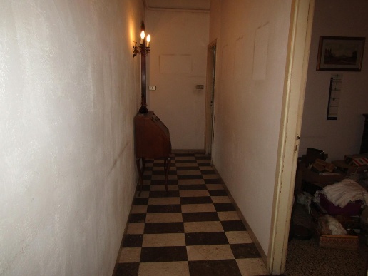 appartamento in vendita a Carrara in zona Bonascola